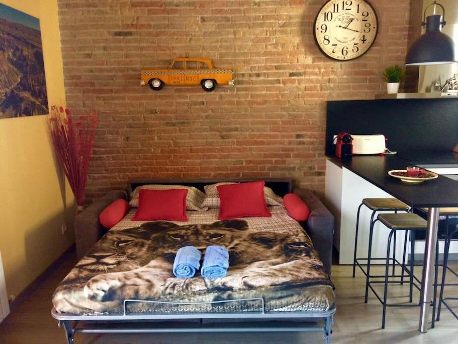 ברצלונה Lovely & Bright Vila Olimpica Beach Apartment מראה חיצוני תמונה